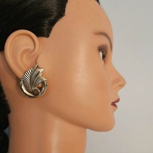 Vintage Alice Jewelry Co. Gold Earrings